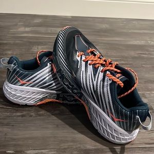 Hoka One One Speedgoat 4